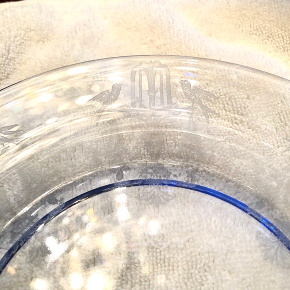 4 8" Tiffin Franciscan Fountaine plates - Picture 2 of 2